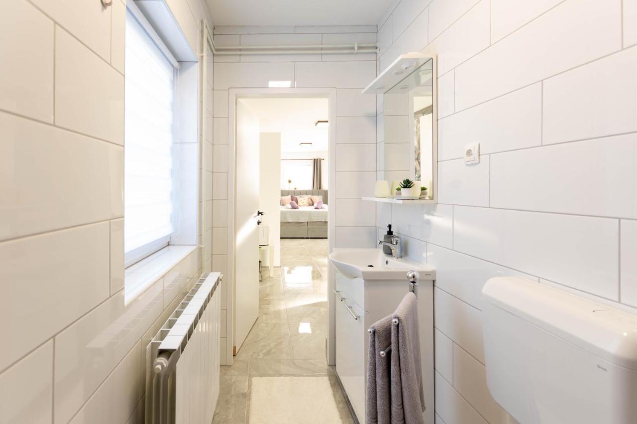 Apartmani Sun & Moon Bjelovar Exterior photo