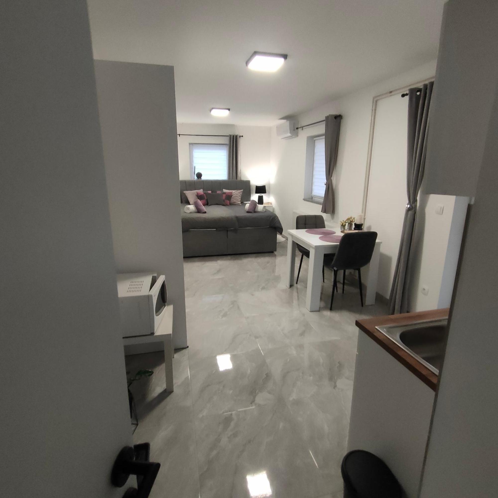 Apartmani Sun & Moon Bjelovar Exterior photo